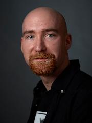 Johan-Eilertsen-Arntzen-6750-RED.jpg Johan-Eilertsen-Arntzen-6750-RED.jpg