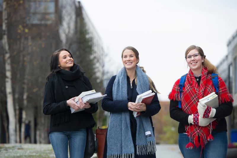 Studiekatalog-klar-21-2.jpg Studiekatalog-klar-21-2.jpg