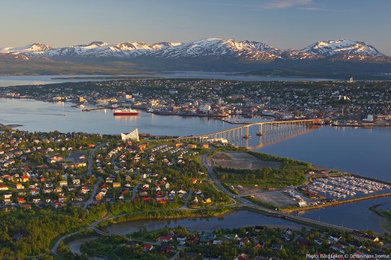 Bård Løken Tromsø at midnight print.jpg Bård Løken Tromsø at midnight print.jpg