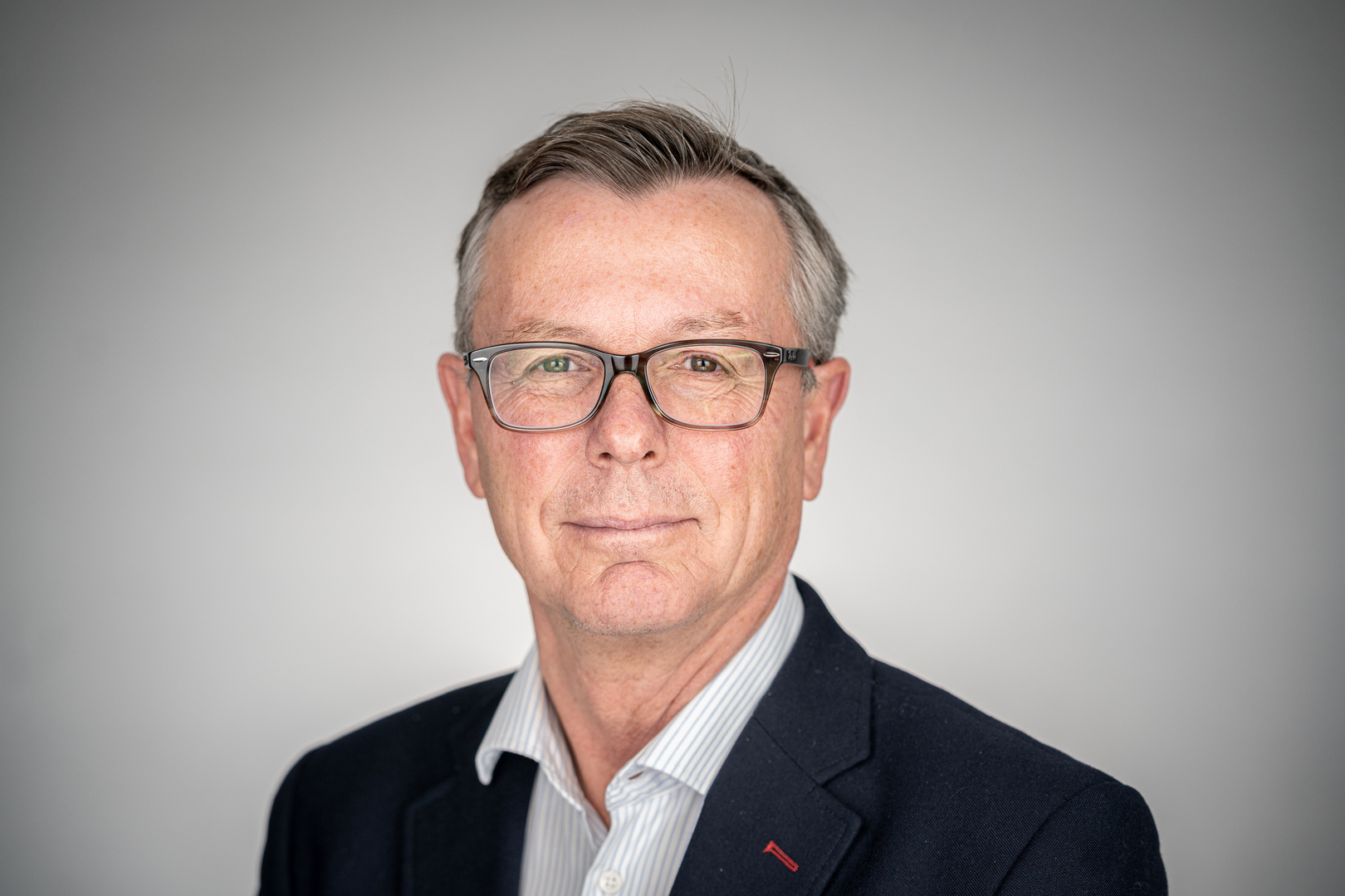 Rektor_UIT_26436_Foto_Tomas_Rolland.jpg Portrettbilde av mann