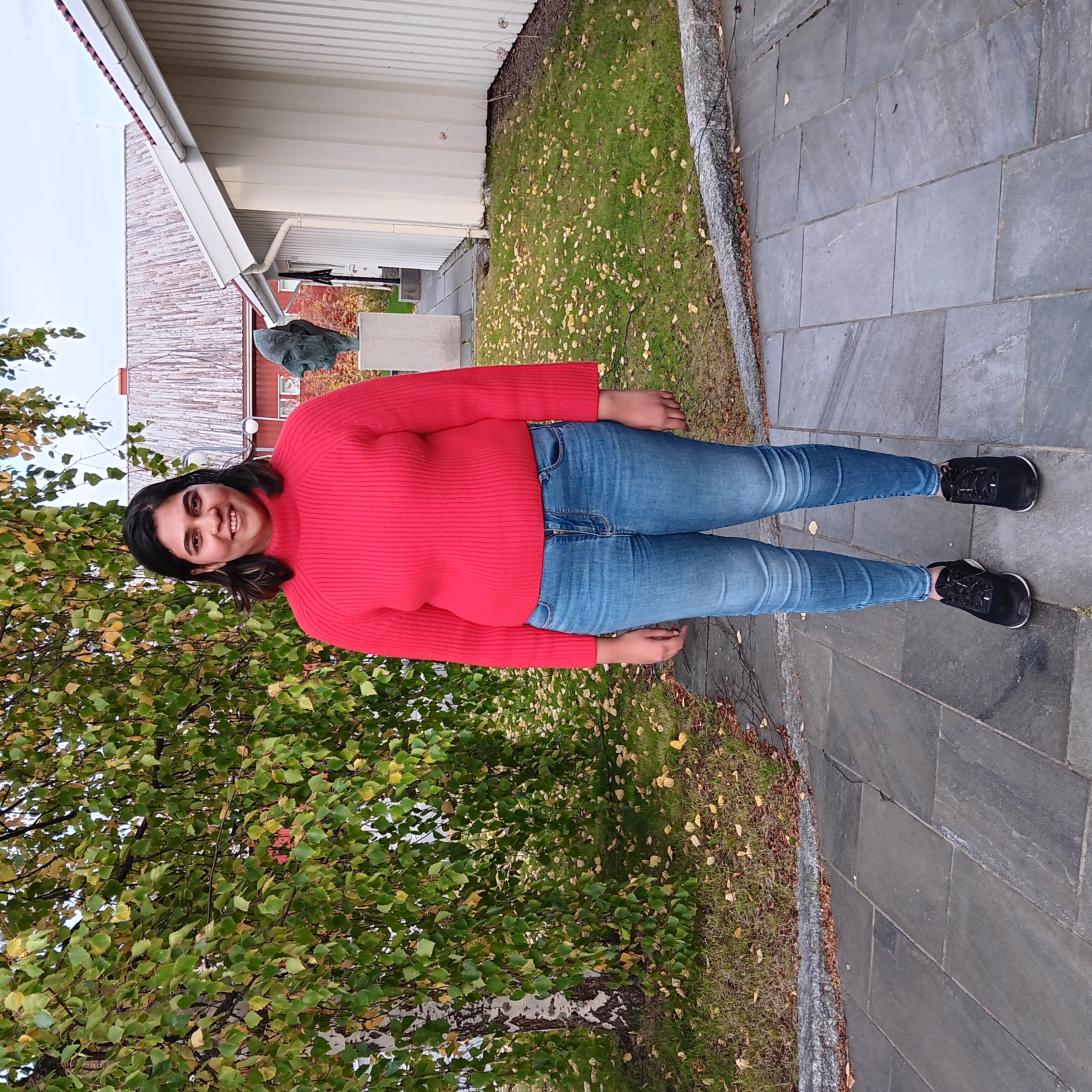 Soft skill 2.jpg Portrait photo of a woman.