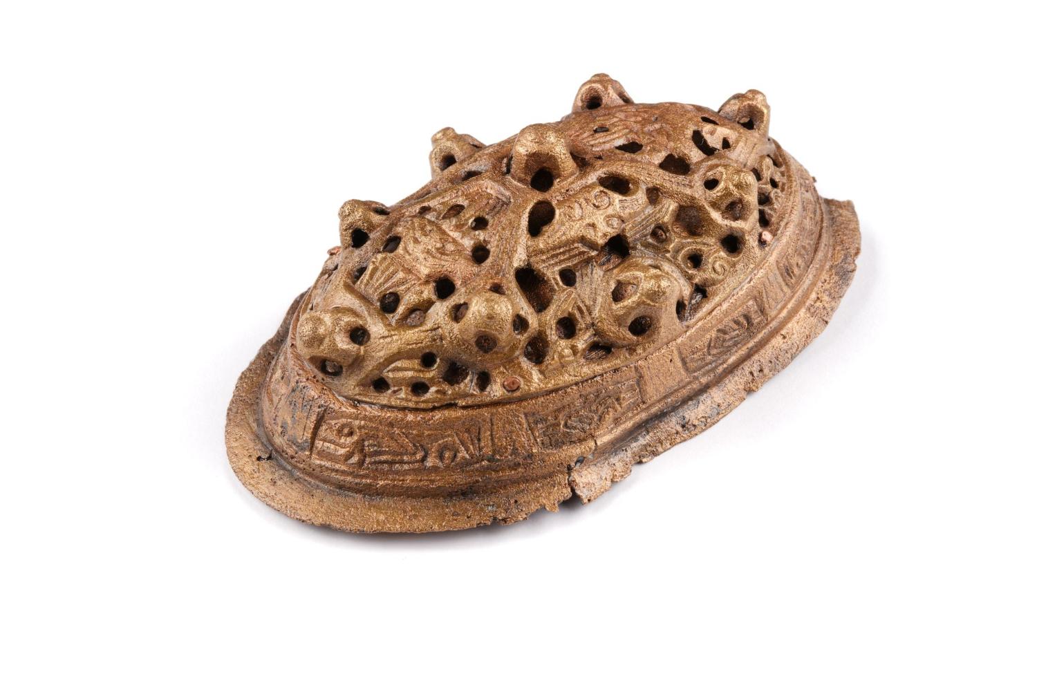 Sk&aring;lformet spenne