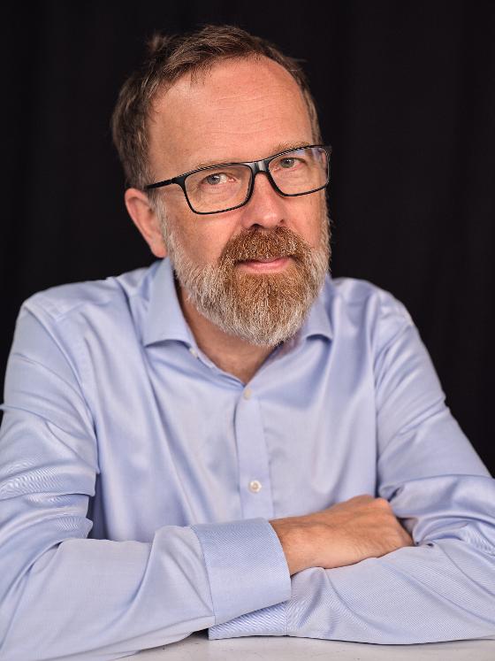 Illustrasjonsbilde for Foredrag med Eirik Solheim om kunstig intelligens og teknologi