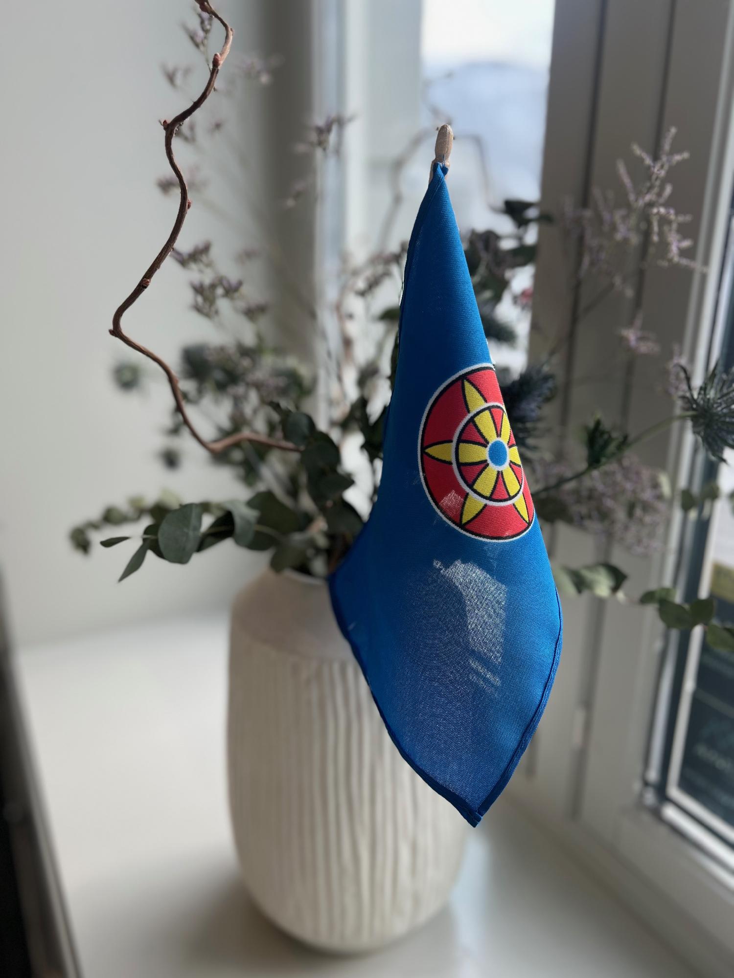 Illustrasjons-/bannerbilde for 20 vuotta kv&auml;&auml;nii / 20 &aring;r med undervisning i kvensk